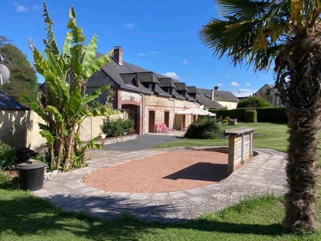 Disponible Pour Le Grand Week-End Du 8 Mai, Grande Maison Pour 12-15 Personnes Avec Jardin, Petanque, Baby Foot, Cheminee Et Barbecue Ganzeville Exterior foto